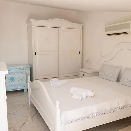 Experience Sardinia Bed & Breakfast
